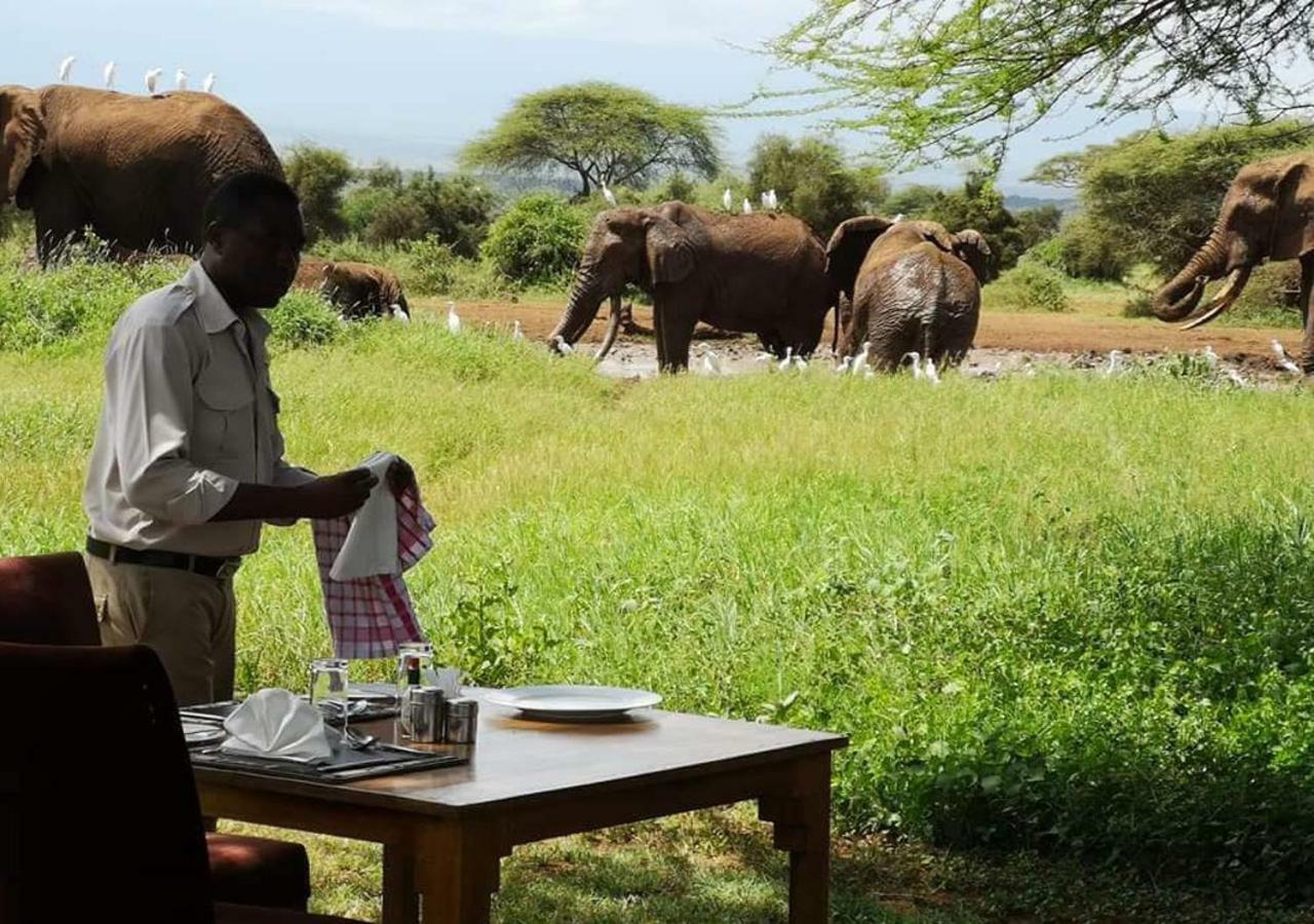 Aa Lodge Amboseli Exterior foto