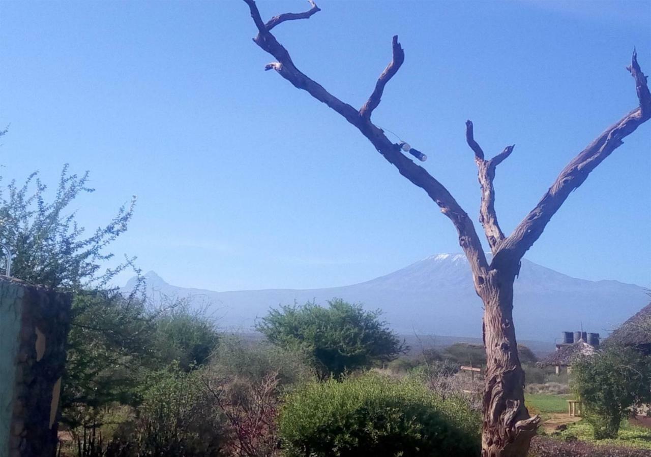 Aa Lodge Amboseli Exterior foto